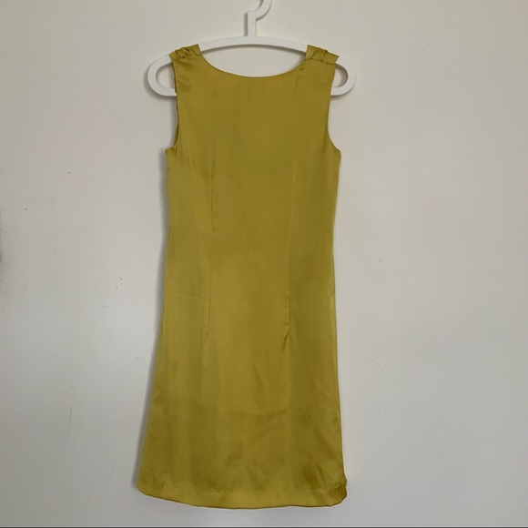 Yellow dress size 6 - Picture 2 of 3
